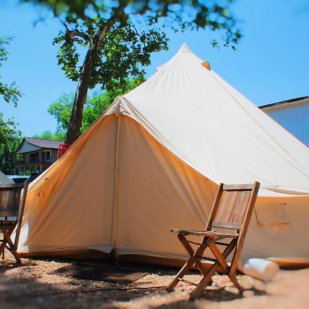 Son'S Guadalupe Glamping Tents - Adorable Riverside Glamping Tents Perfect A Family Getaway! New Braunfels Bagian luar foto