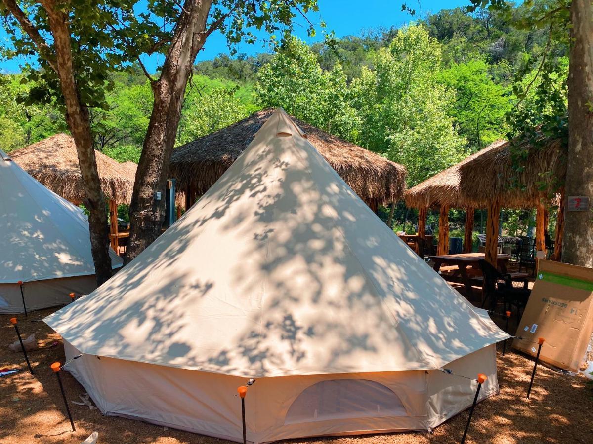 Son'S Guadalupe Glamping Tents - Adorable Riverside Glamping Tents Perfect A Family Getaway! New Braunfels Bagian luar foto