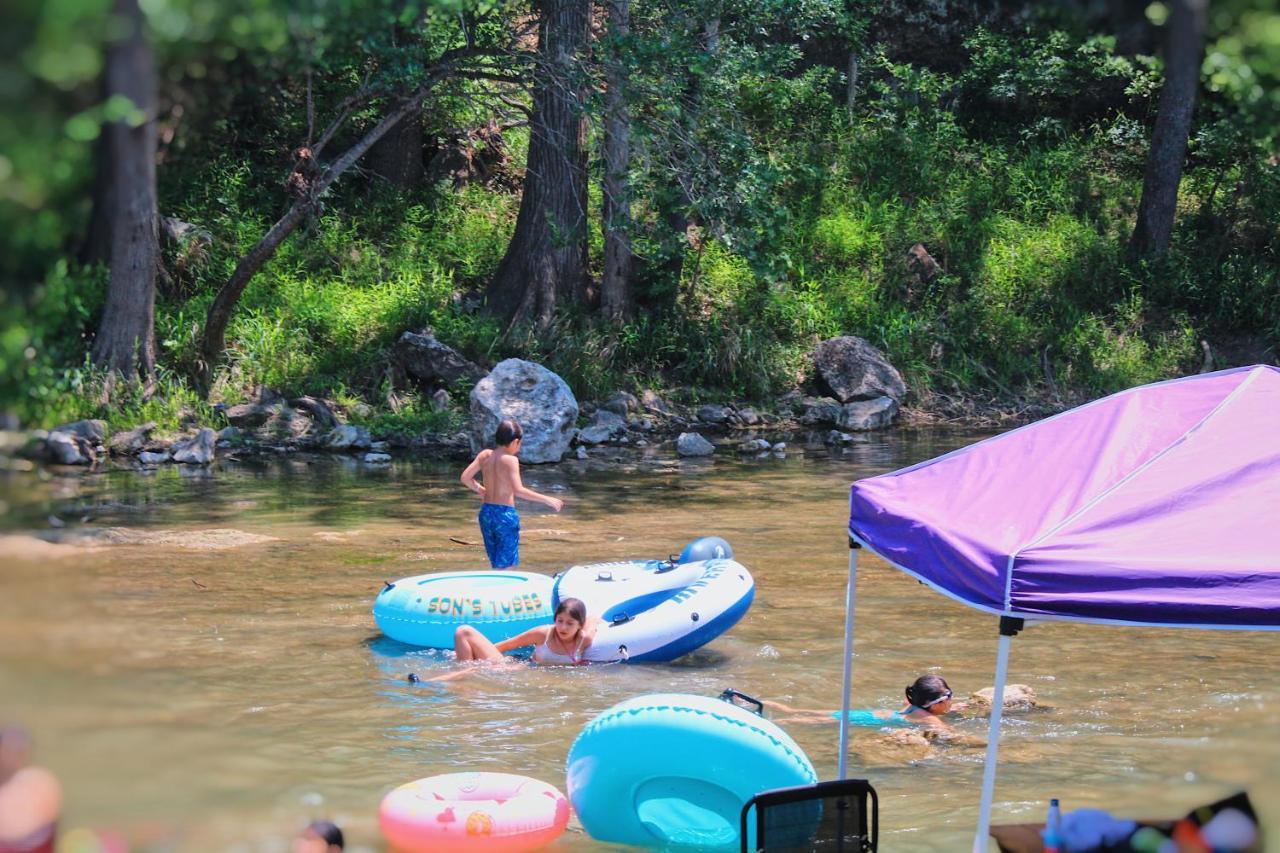 Son'S Guadalupe Glamping Tents - Adorable Riverside Glamping Tents Perfect A Family Getaway! New Braunfels Bagian luar foto