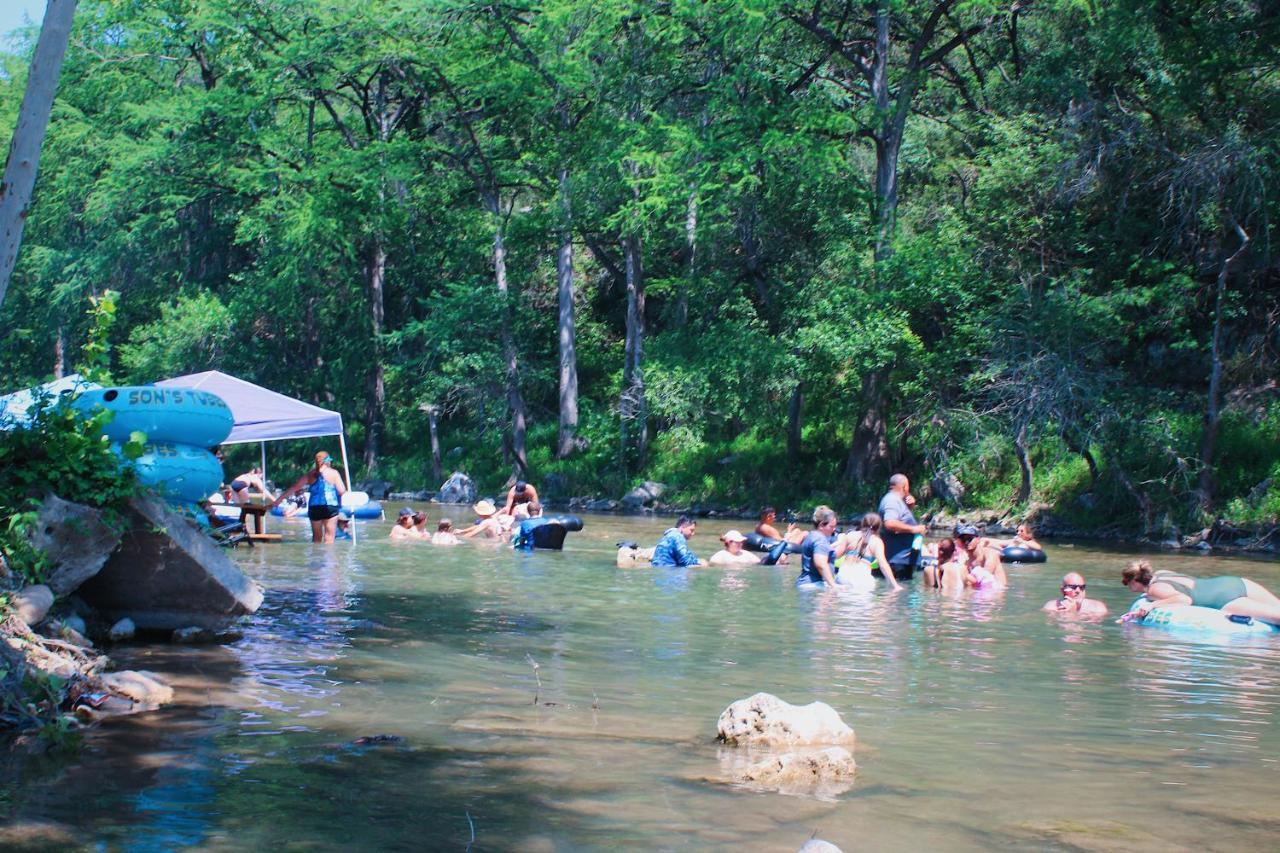 Son'S Guadalupe Glamping Tents - Adorable Riverside Glamping Tents Perfect A Family Getaway! New Braunfels Bagian luar foto