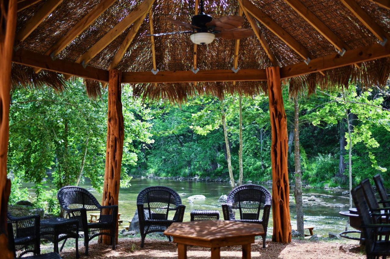 Son'S Guadalupe Glamping Tents - Adorable Riverside Glamping Tents Perfect A Family Getaway! New Braunfels Bagian luar foto