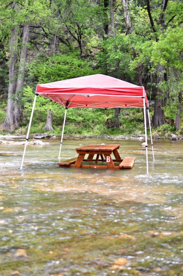 Son'S Guadalupe Glamping Tents - Adorable Riverside Glamping Tents Perfect A Family Getaway! New Braunfels Bagian luar foto