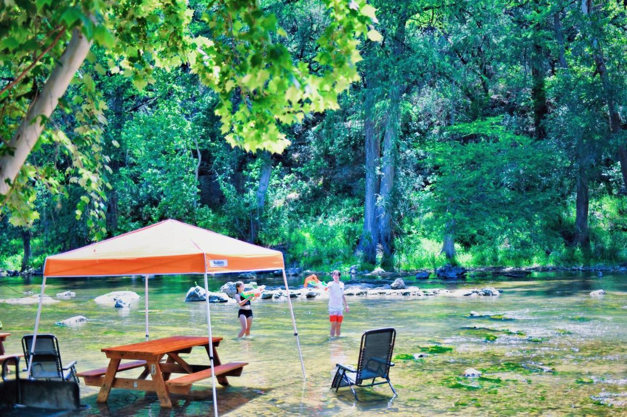 Son'S Guadalupe Glamping Tents - Adorable Riverside Glamping Tents Perfect A Family Getaway! New Braunfels Bagian luar foto