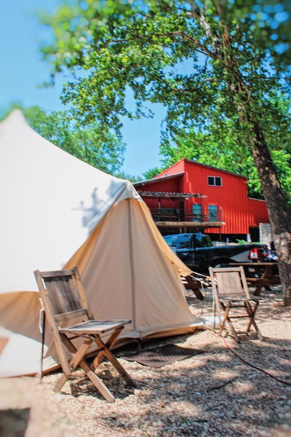 Son'S Guadalupe Glamping Tents - Adorable Riverside Glamping Tents Perfect A Family Getaway! New Braunfels Bagian luar foto